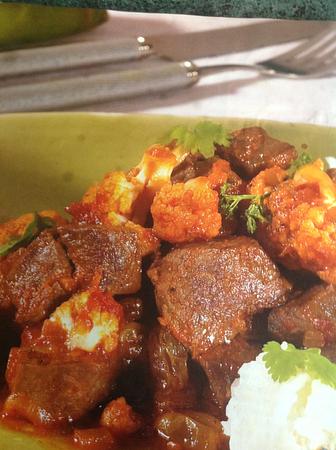 Bloemkoolkerrie met lams- of rundsvlees