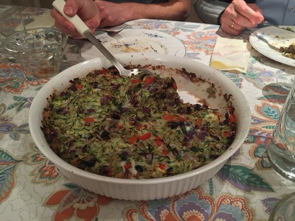 Gegratineerde courgette met olijven
