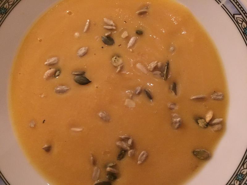Soep met bloemkool en pompoen