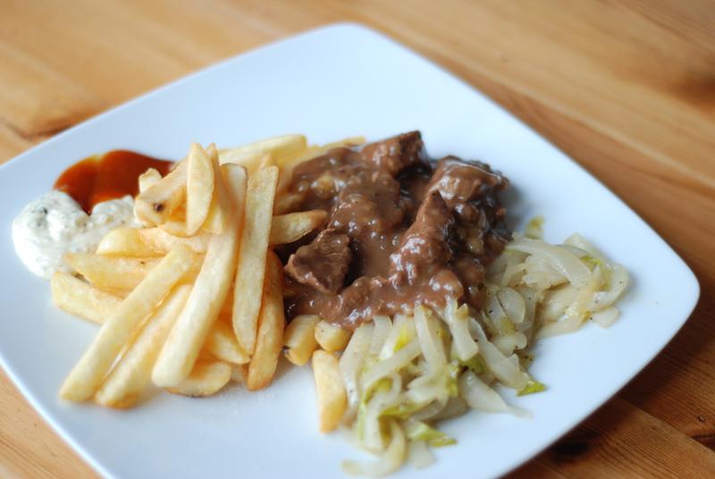 Frietjes met stoofvlees